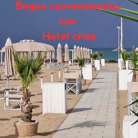 Hotel Criss Rimini Zewnętrze zdjęcie