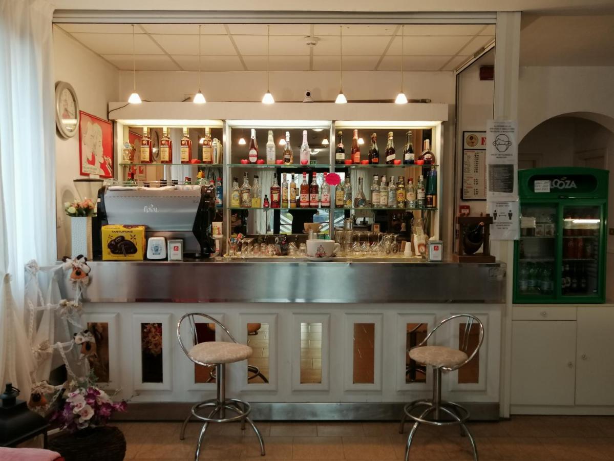 Hotel Criss Rimini Zewnętrze zdjęcie