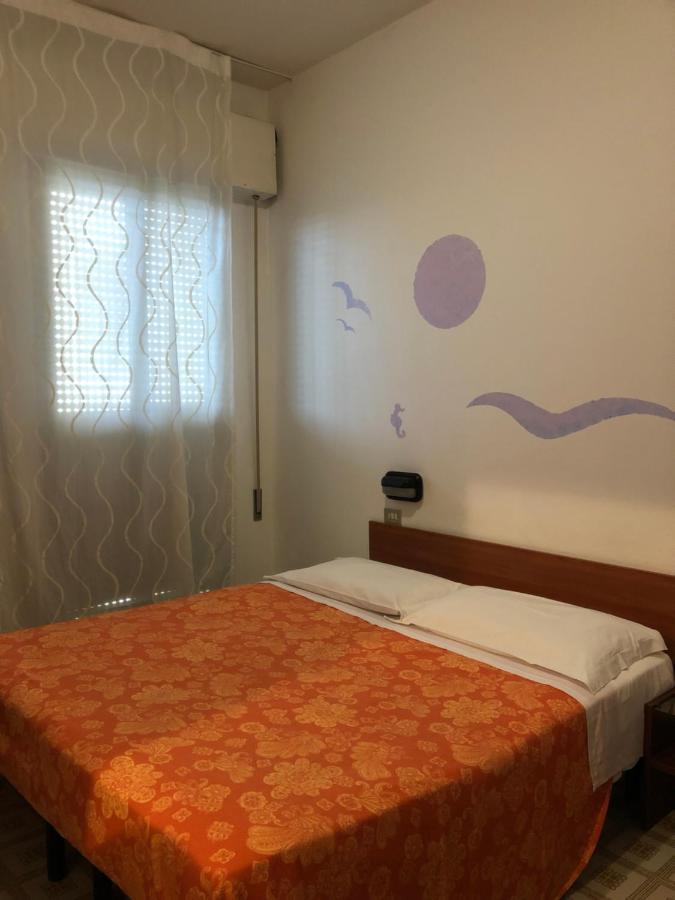 Hotel Criss Rimini Zewnętrze zdjęcie